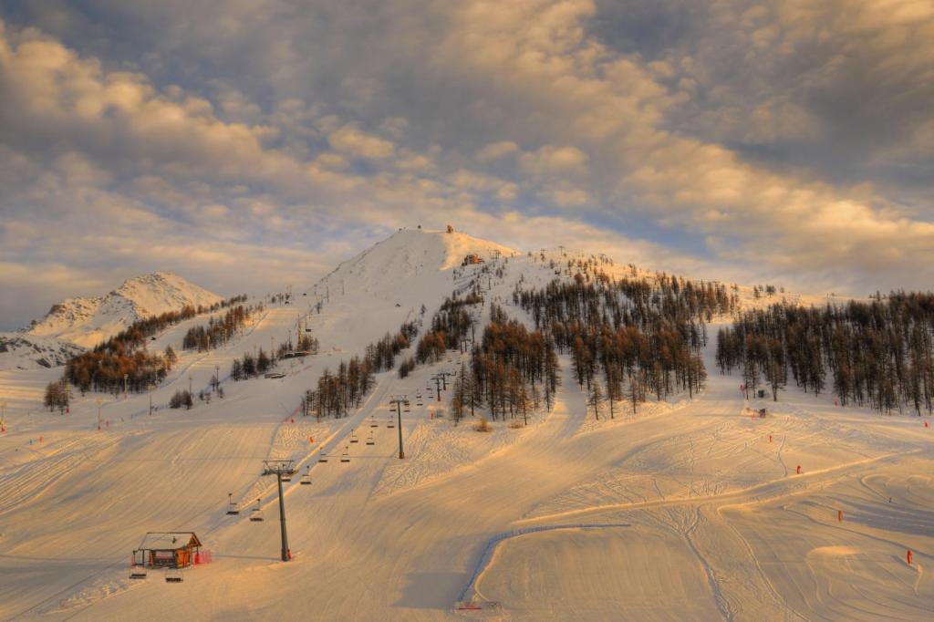 Il Fraitevino Hotel Bed & Breakfast Sestriere Luaran gambar